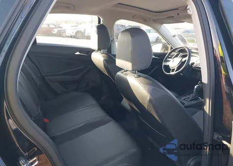 2019 Volkswagen Jetta 1.4T R-Line/1.4T S/1.4T Se z USA, uszkodzony, nr VIN 3VWC57BU3KM265855